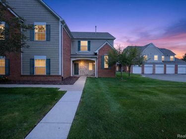 54851 Marissa Way, Unit 71, Shelby Township, Mi 48316