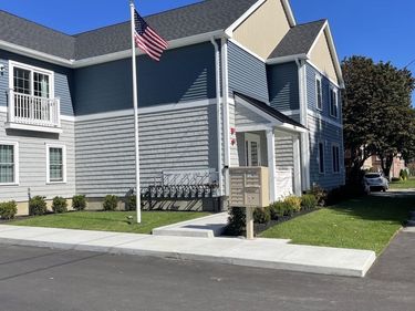 176 Wales, Unit 3, Abington, MA 02351