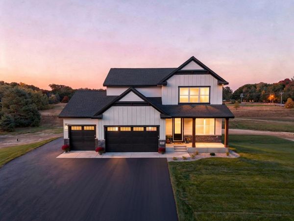 41315 Fairfax Lane, North Branch, MN 55056