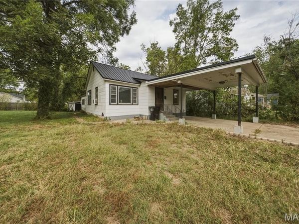 317 E Eldon Street , St James, MO 65559