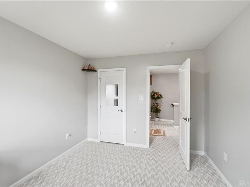1015 Colonial Way, Huber Heights, OH 45424 Photo 31