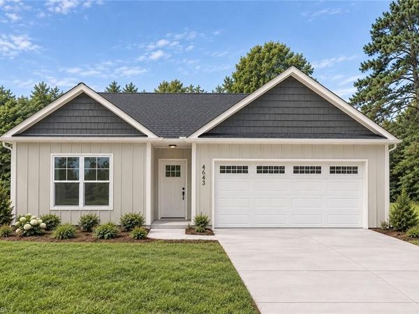 4034 Old Lexington Road , Winston-Salem, NC 27107