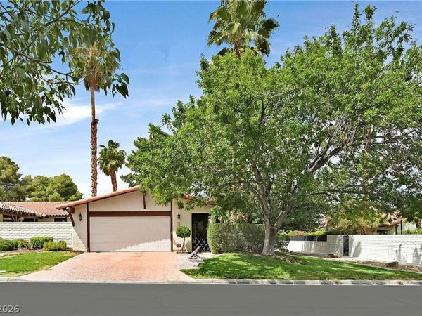 3016 Calle De Laredo , Las Vegas, NV 89102