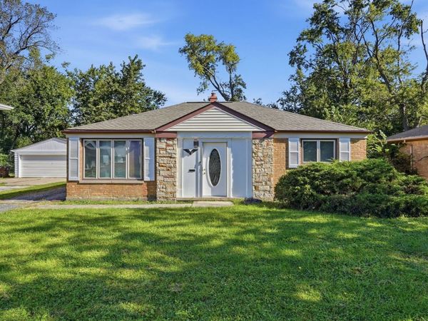 62 Marquette Street , Park Forest, IL 60466