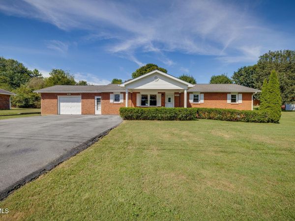 3713 Bluefield Drive, Johnson City, TN 37601