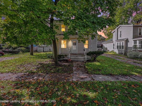 528 High Street, Williamston, MI 48895