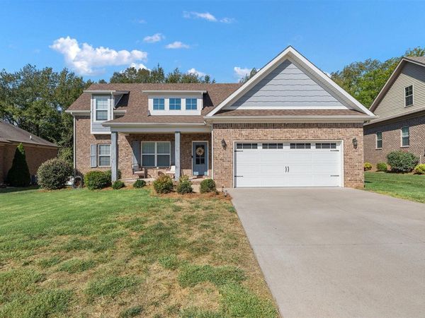 275 Leon Drive , Bowling Green, KY 42104
