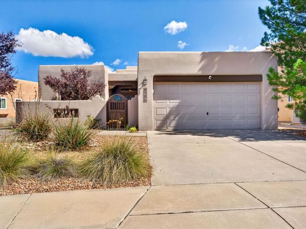 9714 Entrada Place NW, Albuquerque, NM 87114