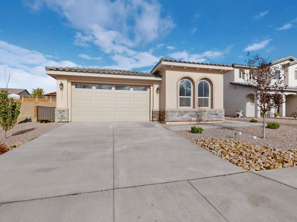 1561 Corta Corona SW , Los Lunas, NM 87031
