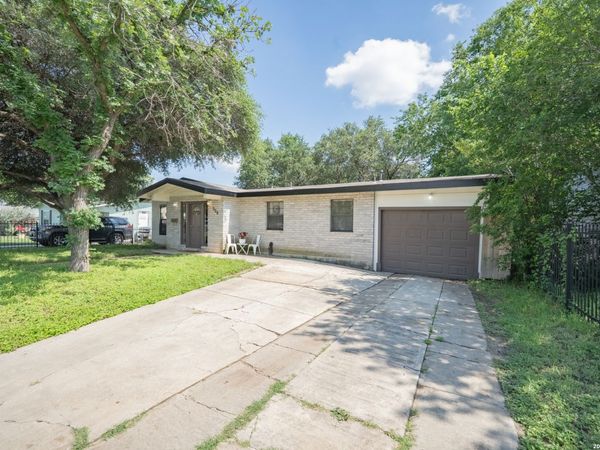 226 EDGE AVE, San Antonio, TX 78223