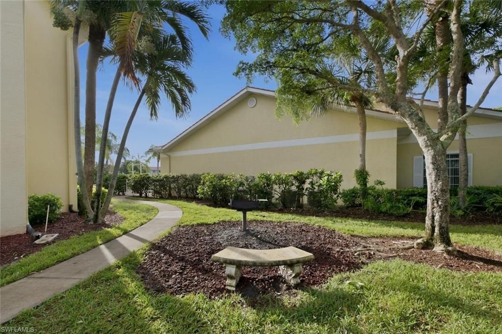8271 Key Royal Cir , Unit 931, Naples, FL 34119 Photo