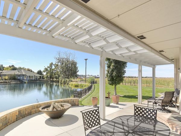 9001 Duck Lake Dr, Garden City, ID 83714