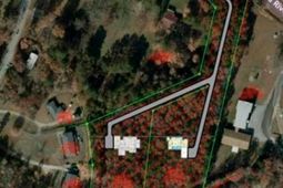 2458 Chapin Road  photo 4