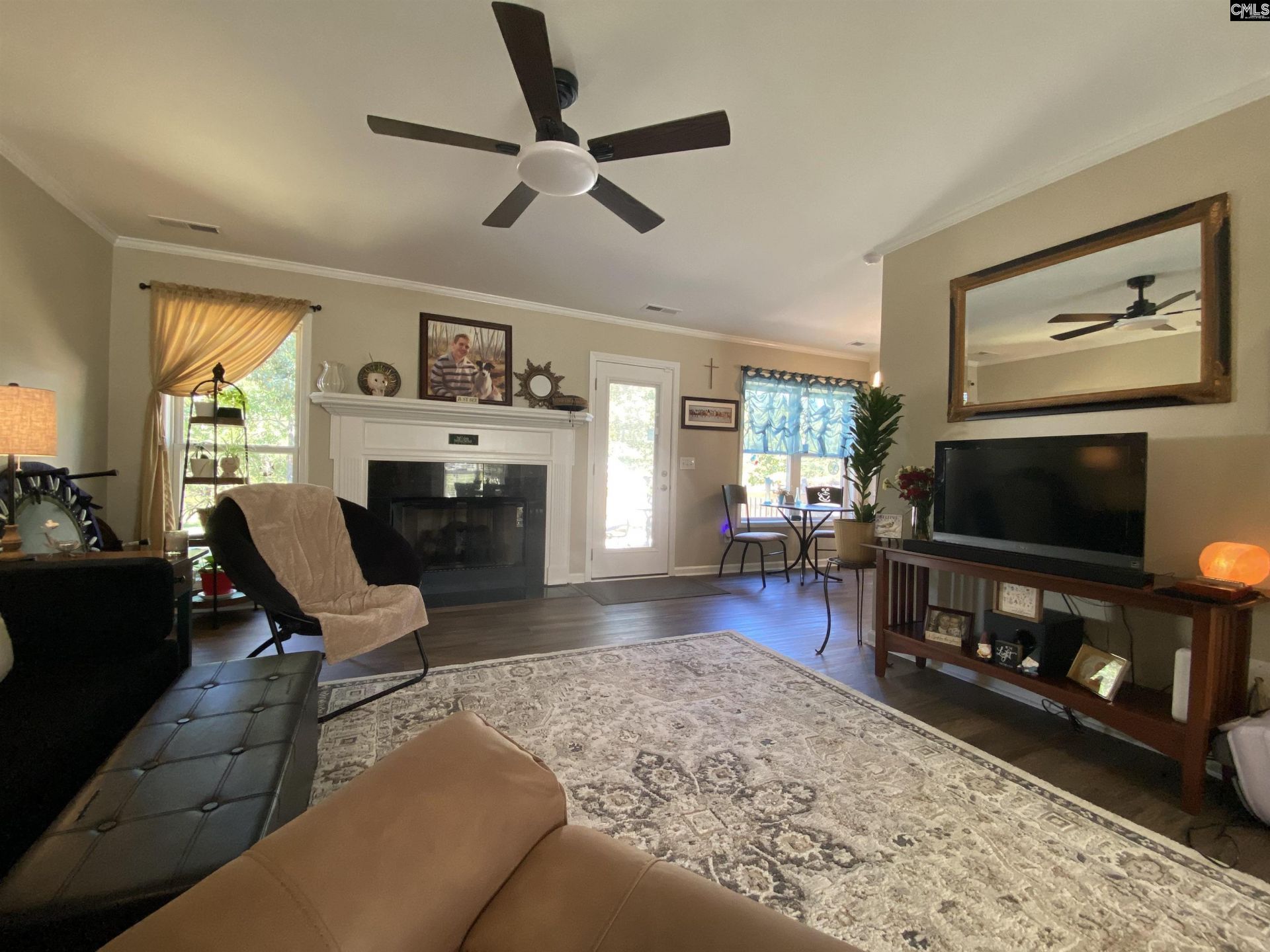 129 Loyd Court  Photo 5