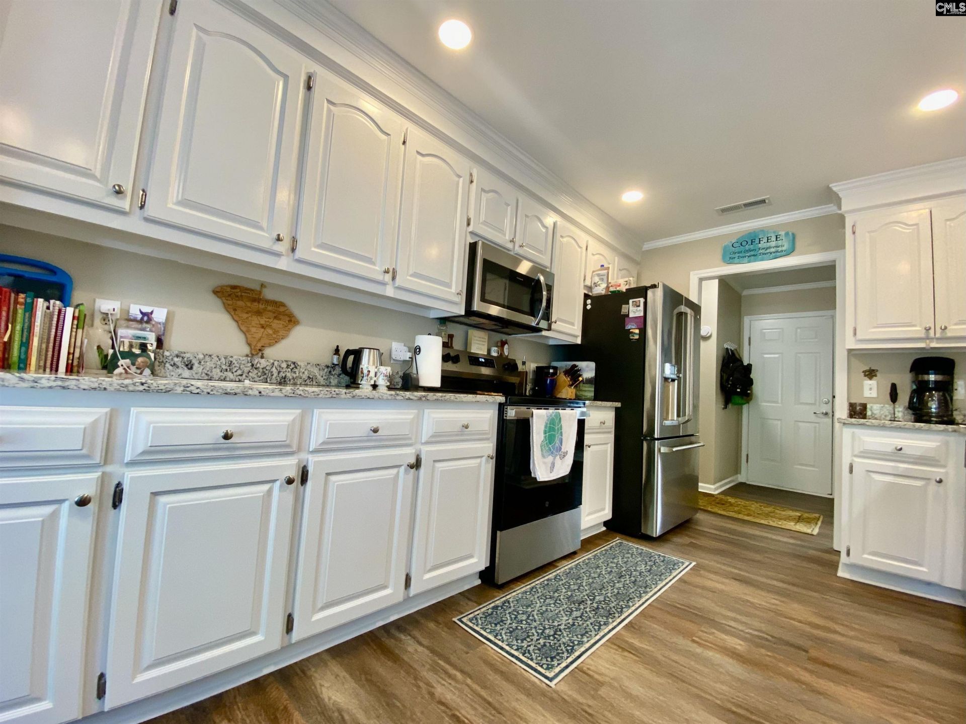 129 Loyd Court  Photo 8