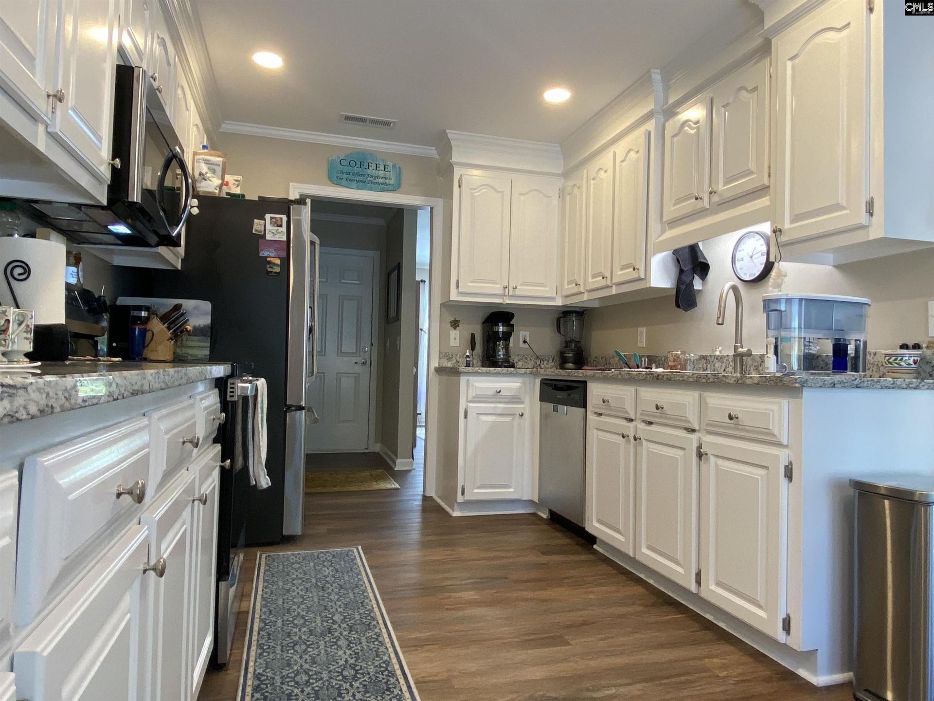129 Loyd Court  Photo 9