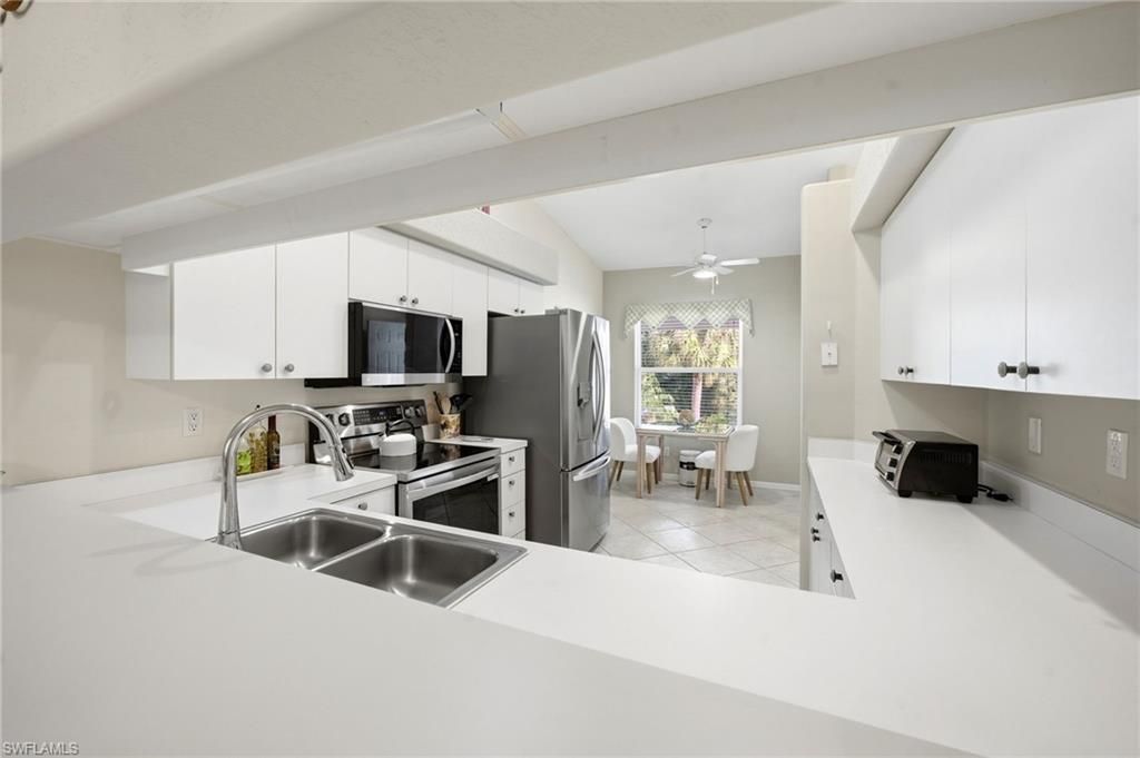1240 Sarah Jean Cir, Unit 205, Naples, FL 34110 Photo