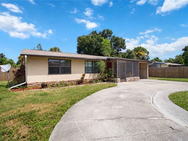 2127 SHAWNEE STREET , SARASOTA, FL 34231