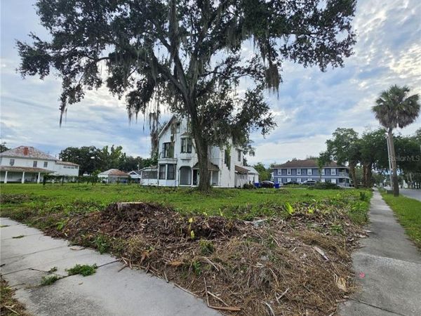 206 S VERNON AVENUE, KISSIMMEE, FL 34741