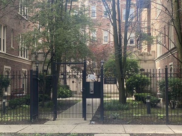 2319 E 70th Place , Unit 10, Chicago, IL 60649