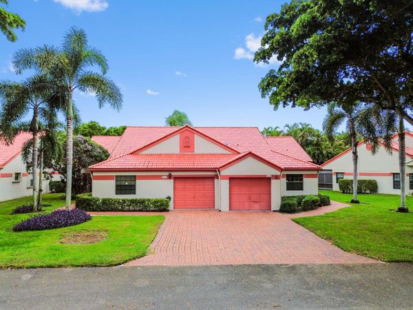 7829 Lexington Club Boulevard, Unit A, Delray Beach, FL 33446