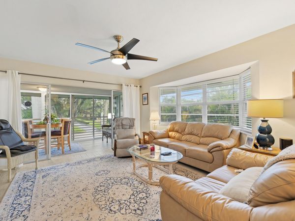 2 Garden Street, Unit 201M, Tequesta, FL 33469