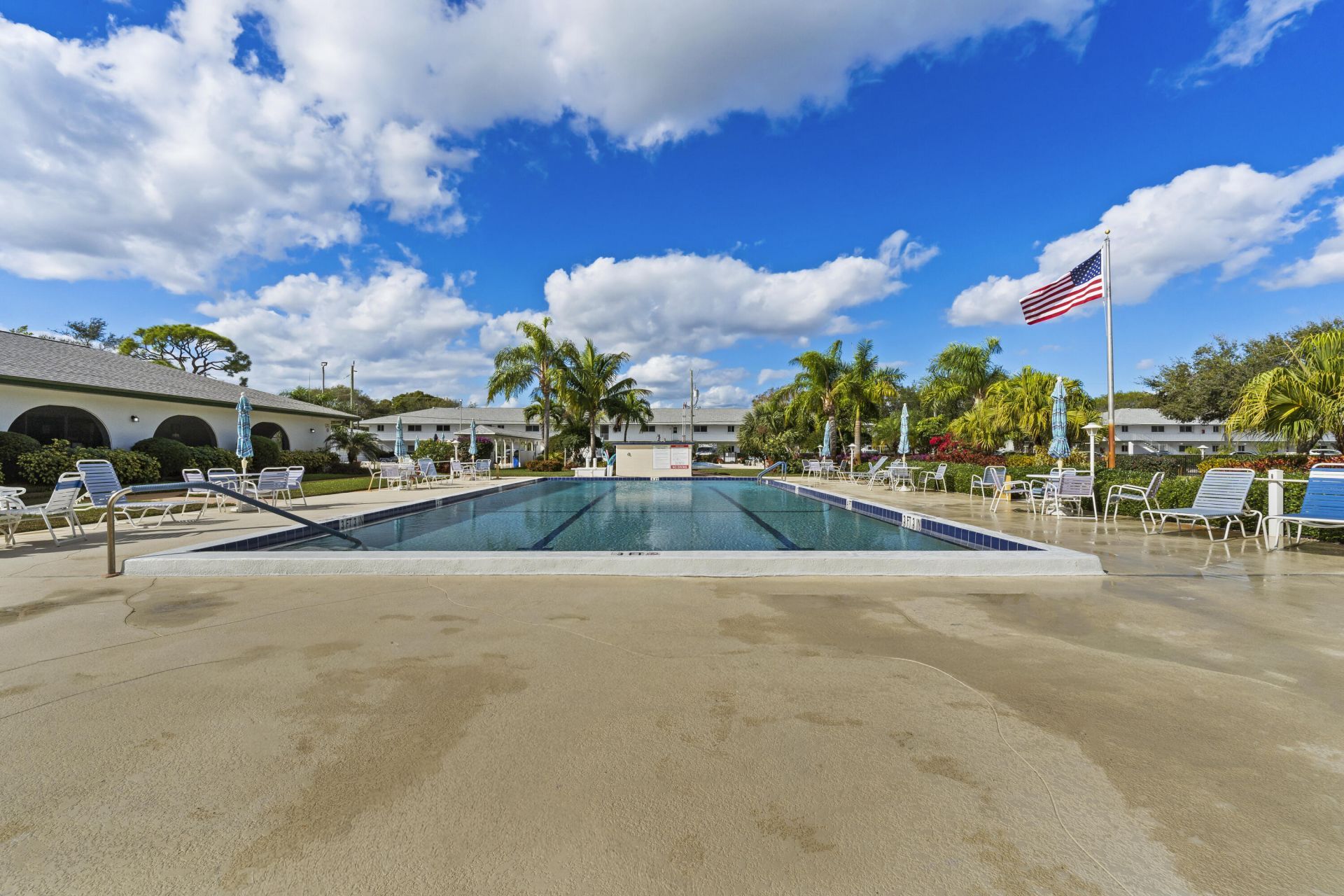 2 Garden Street, Unit 201M, Tequesta, FL 33469 Photo