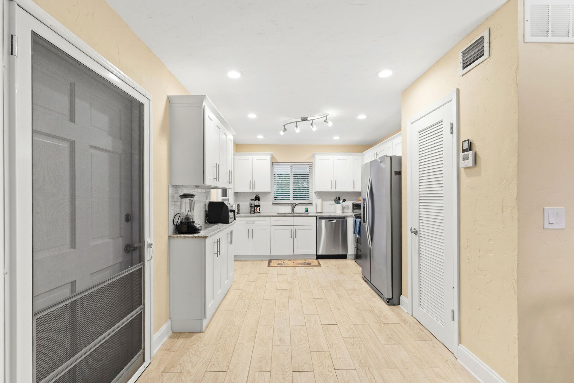 2 Garden Street, Unit 201M, Tequesta, FL 33469 Photo