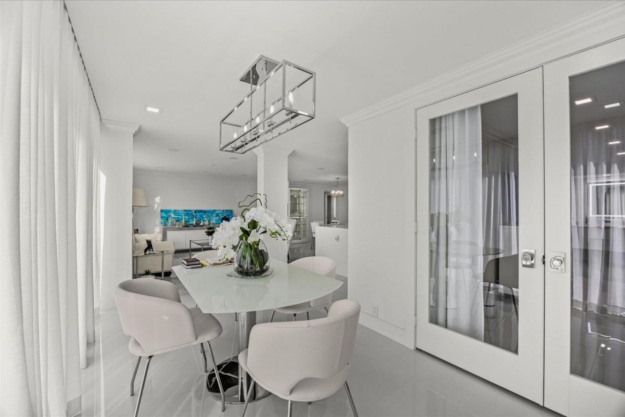 5390 Woodland Lakes Drive, Unit 105, Palm Beach Gardens, FL 33418 Photo
