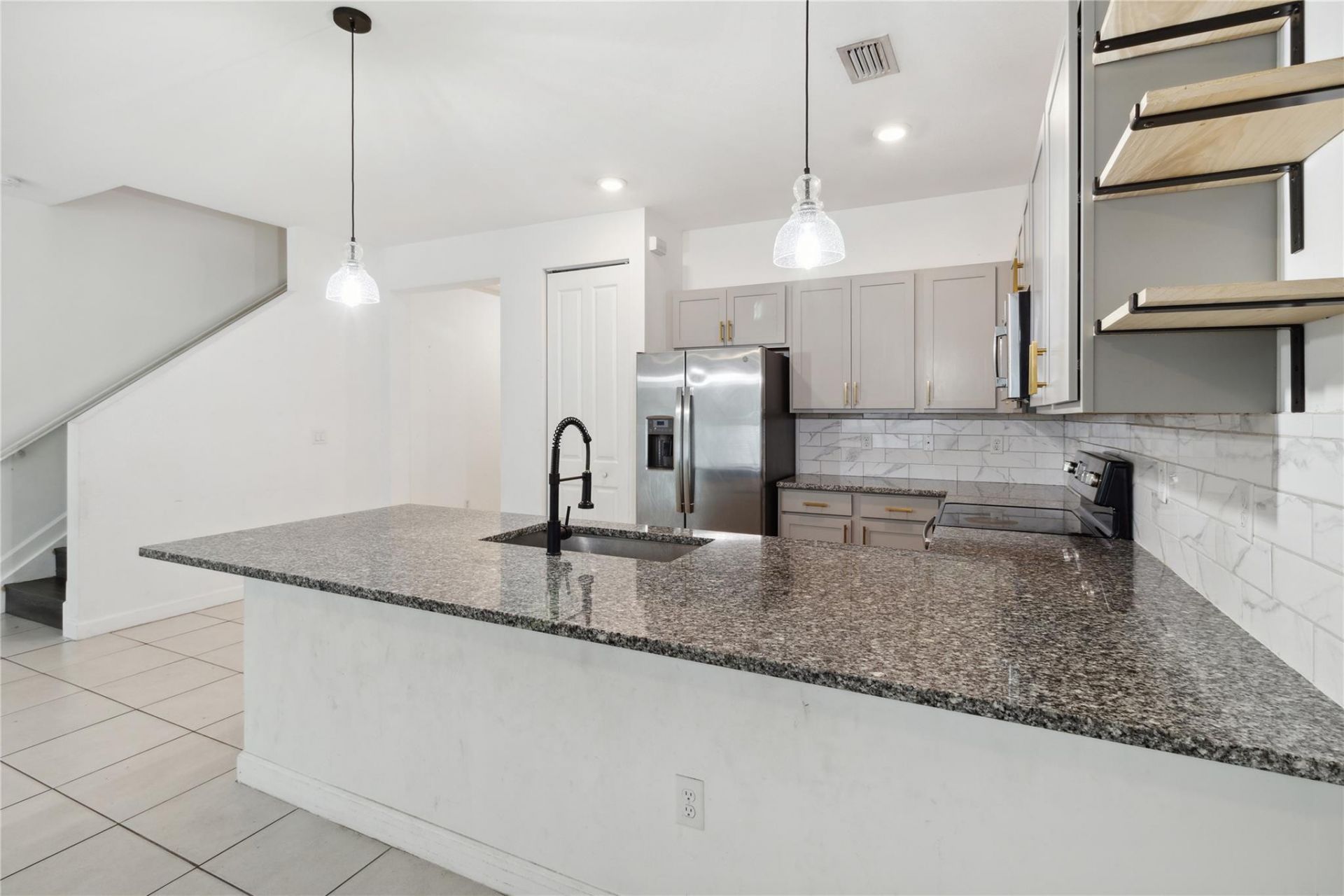 1002 Sweet Briar Lane, Riviera Beach, FL 33410 Photo
