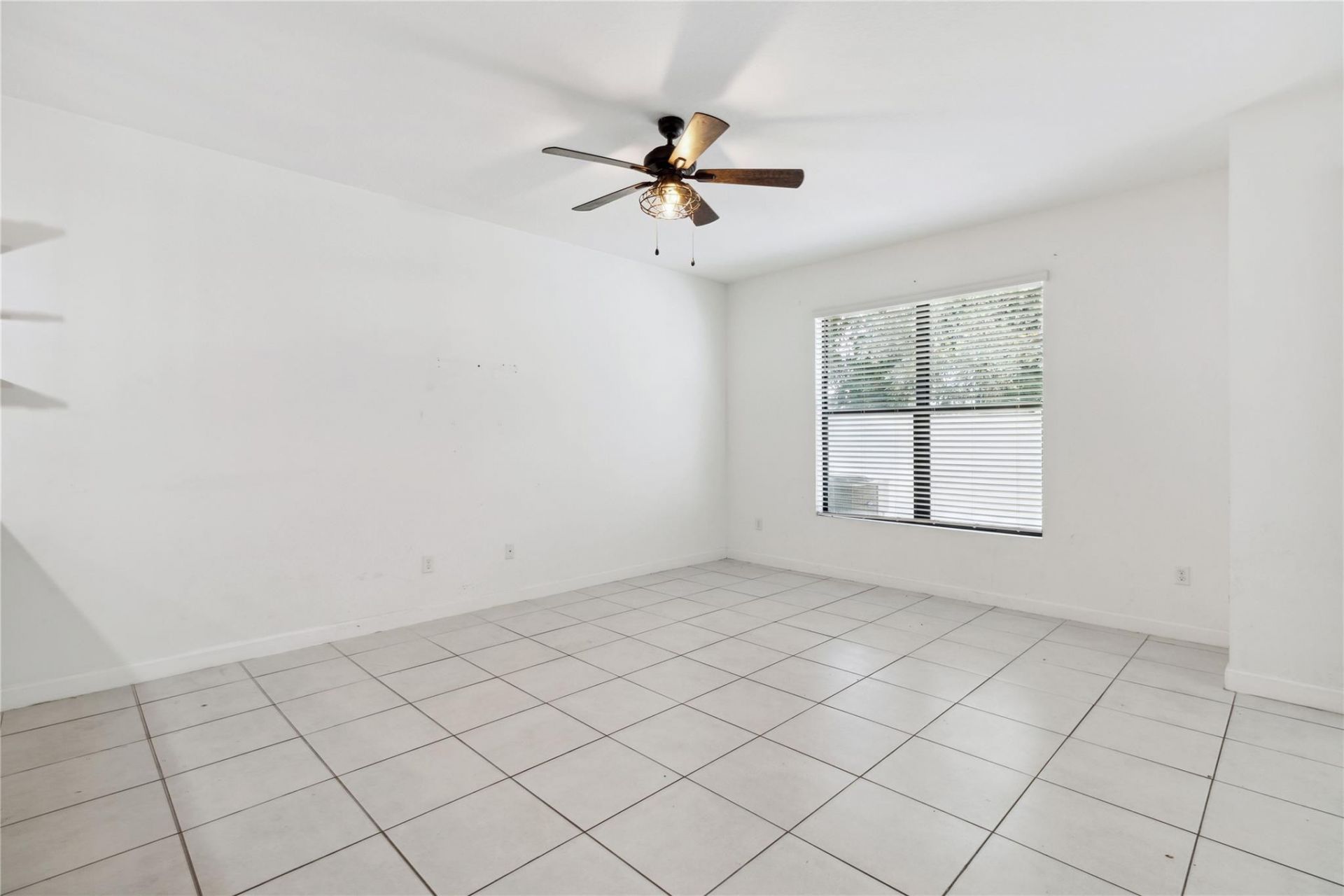 1002 Sweet Briar Lane, Riviera Beach, FL 33410 Photo