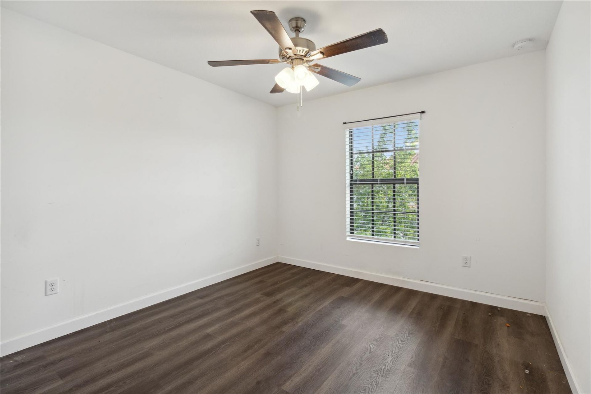 1002 Sweet Briar Lane, Riviera Beach, FL 33410 Photo