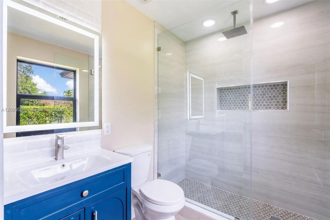 10 NW 100th St , Miami Shores, FL 33150 Photo