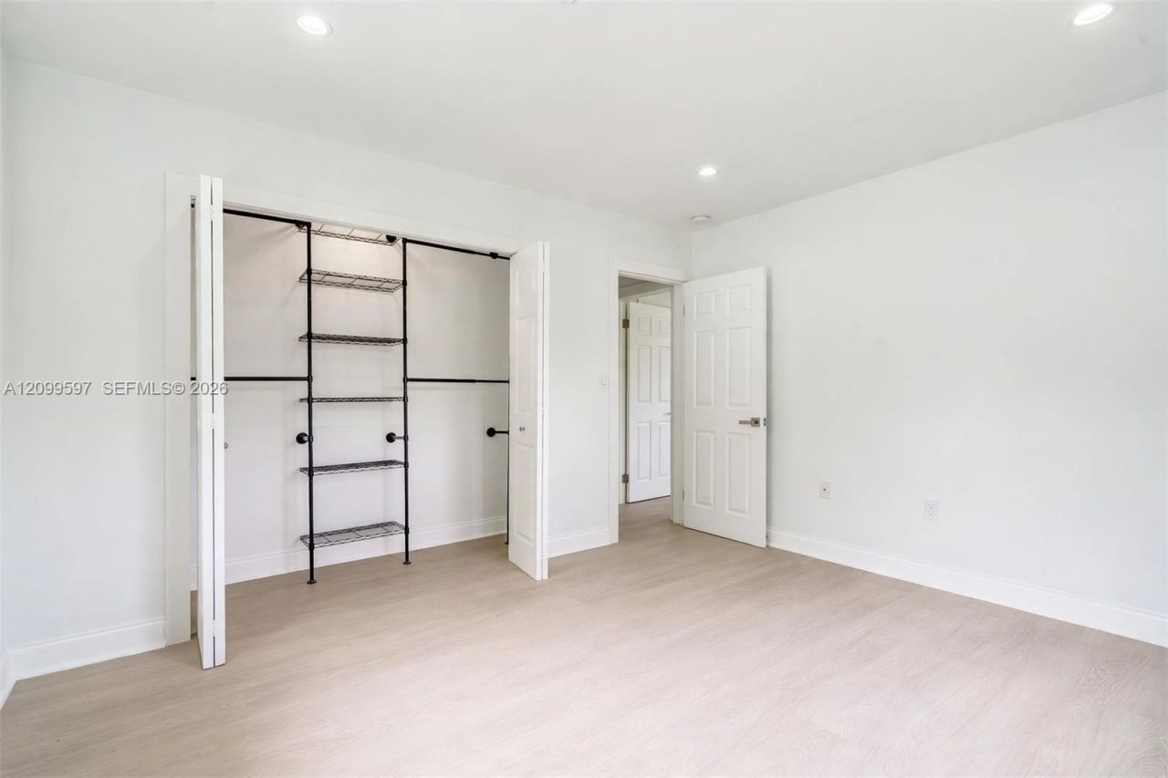 10 NW 100th St , Miami Shores, FL 33150 Photo