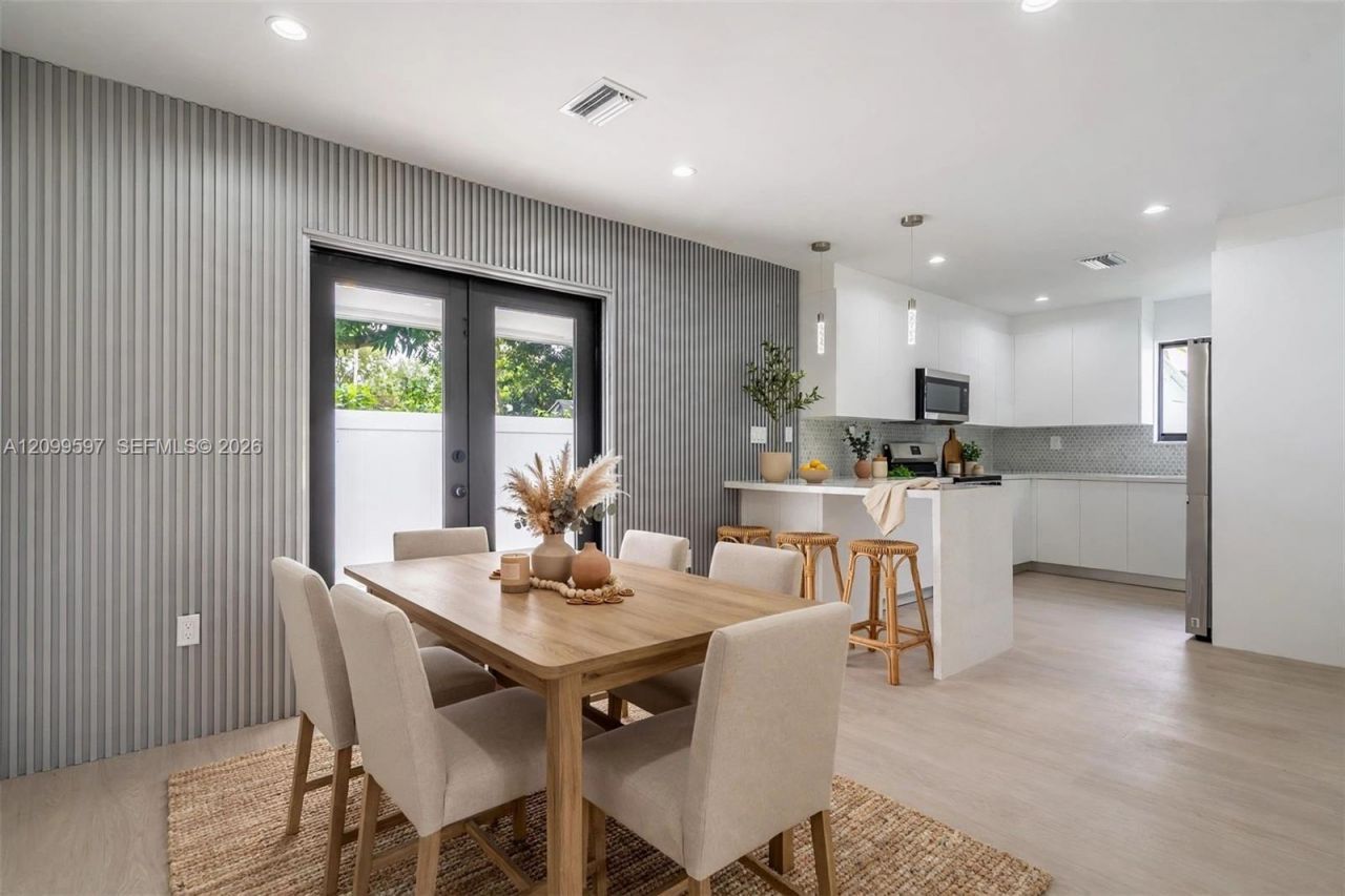 10 NW 100th St , Miami Shores, FL 33150 Photo