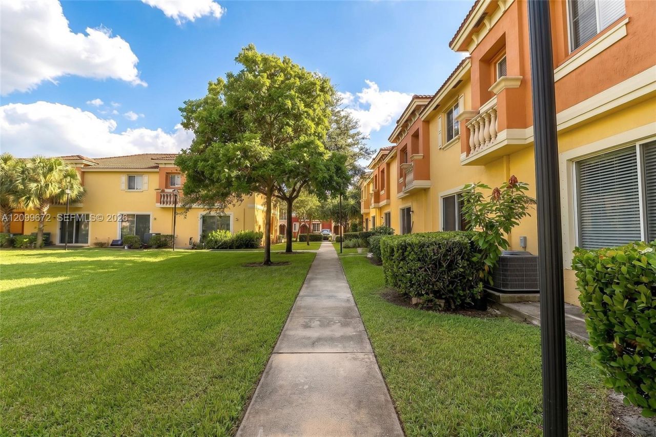 8932 SW 18th St , Miramar, FL 33025 Photo