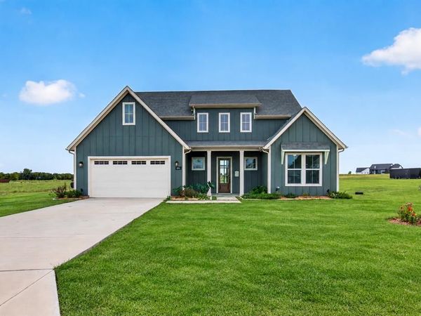 804 Republic Row , Nevada, TX 75173