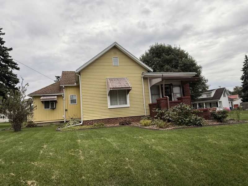 208 N Pear Street, Saint Marys, OH 45885 Photo 3