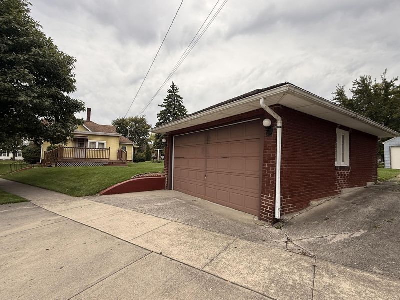 208 N Pear Street, Saint Marys, OH 45885 Photo 5