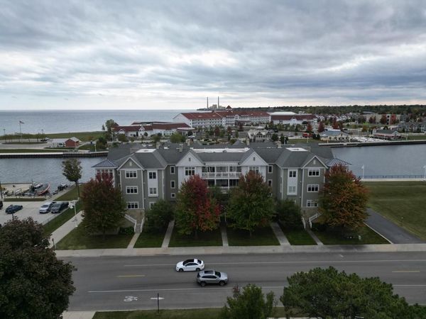 303 Pennsylvania AVENUE, Unit 203, Sheboygan, WI 53081