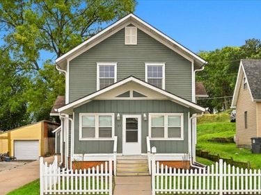 515 E PIERCE Street, COUNCIL BLUFFS, IA 51503