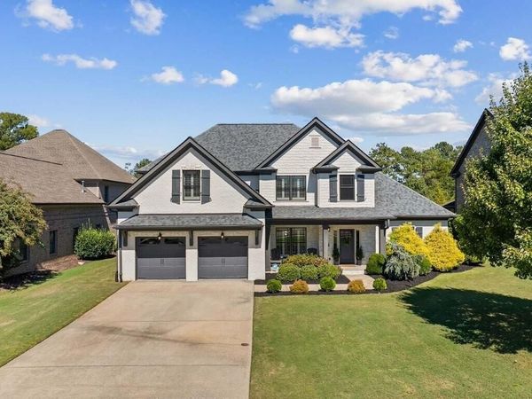 7985 Hampton Cove Drive, Ooltewah, TN 37363