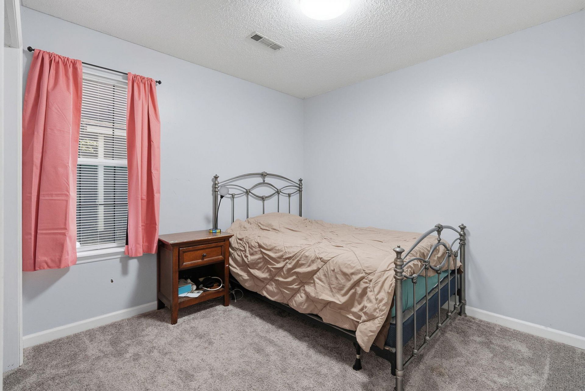 10 Solomon Court Photo 17
