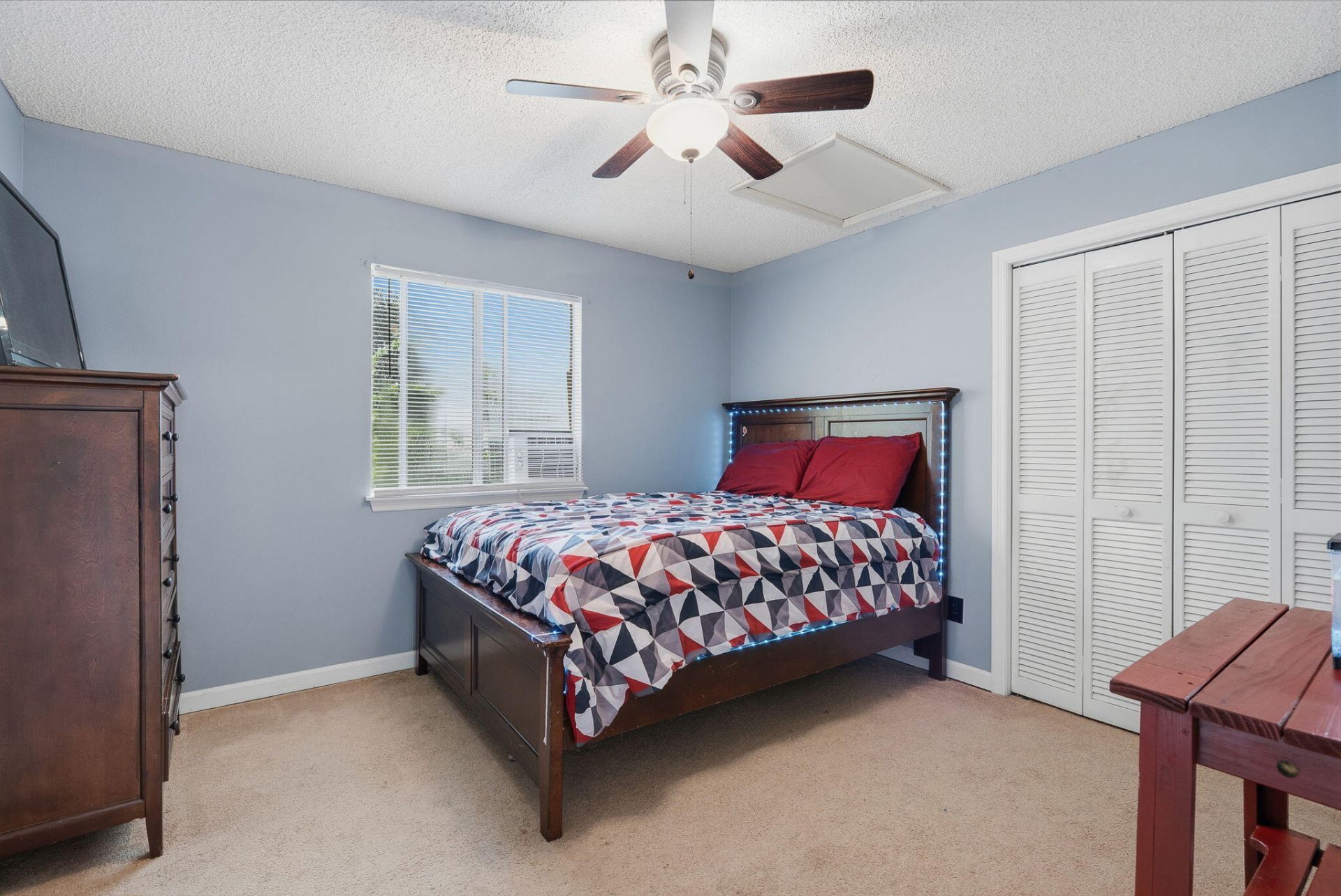 10 Solomon Court Photo 28