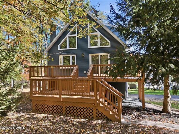 1059 Lakeland Drive , Lake Ariel, PA 18436