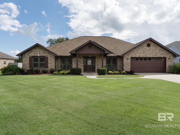 9462 Lakeview Drive, Foley, AL 36535