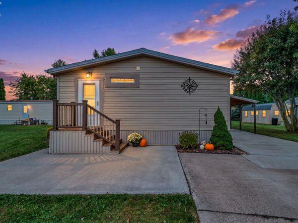 112 W bass Circle, Marblehead, OH 43440