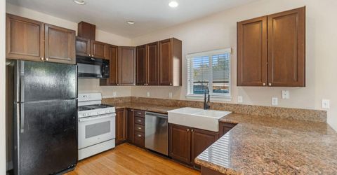 880 Salazar Lane, Reno, NV 89509 Photo