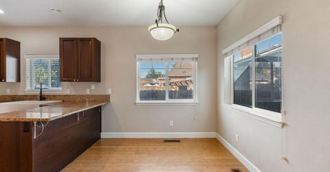 880 Salazar Lane, Reno, NV 89509 Photo