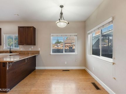 880 Salazar Lane, Reno, NV 89509 Photo